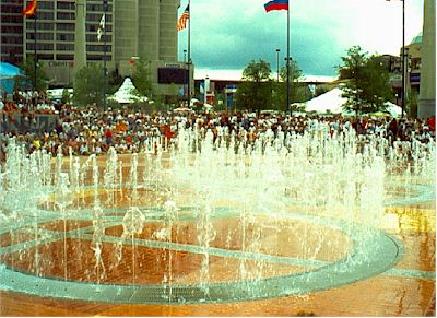 Olympic Fountain.jpg (39406 bytes)