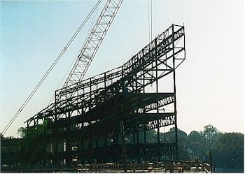 Olympic Stadium under construction.jpg (22697 bytes)