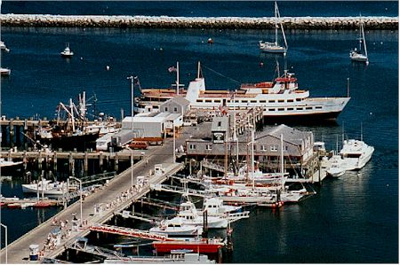 cc Provincetown Pier.jpg (48012 bytes)